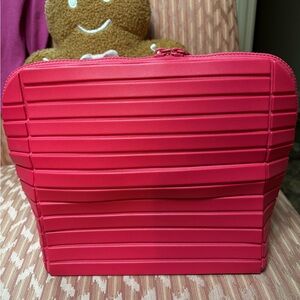 Parallelle Large Tart Cosmetic Bag Retired Color